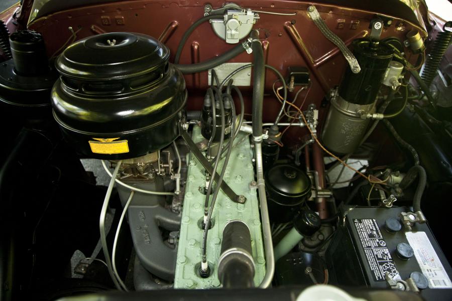  Kaiser Deluxe Convertible 1949 года  (фото 14 из 16)